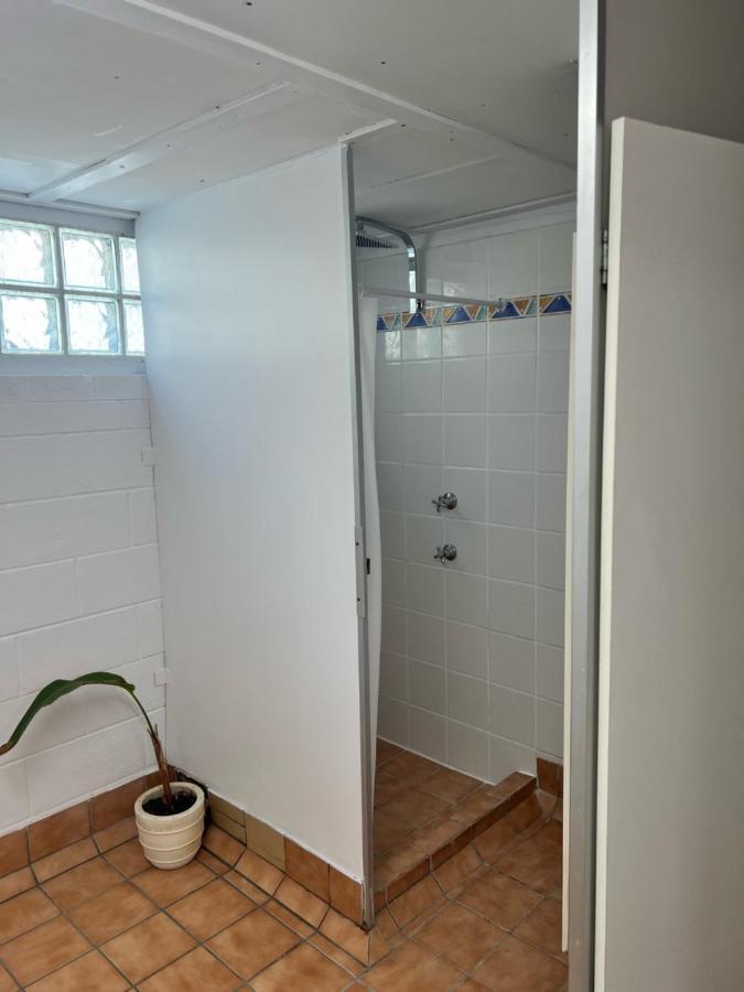 Cali Backpackers Hostel Caloundra Exterior photo
