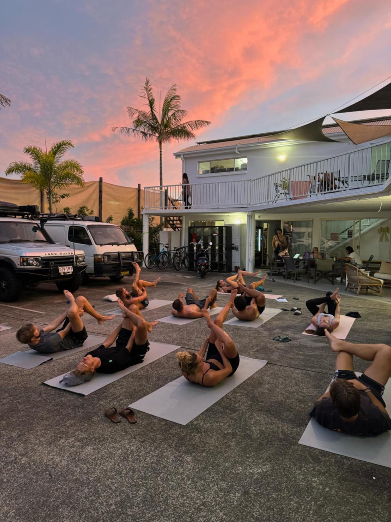 Cali Backpackers Hostel Caloundra Exterior photo