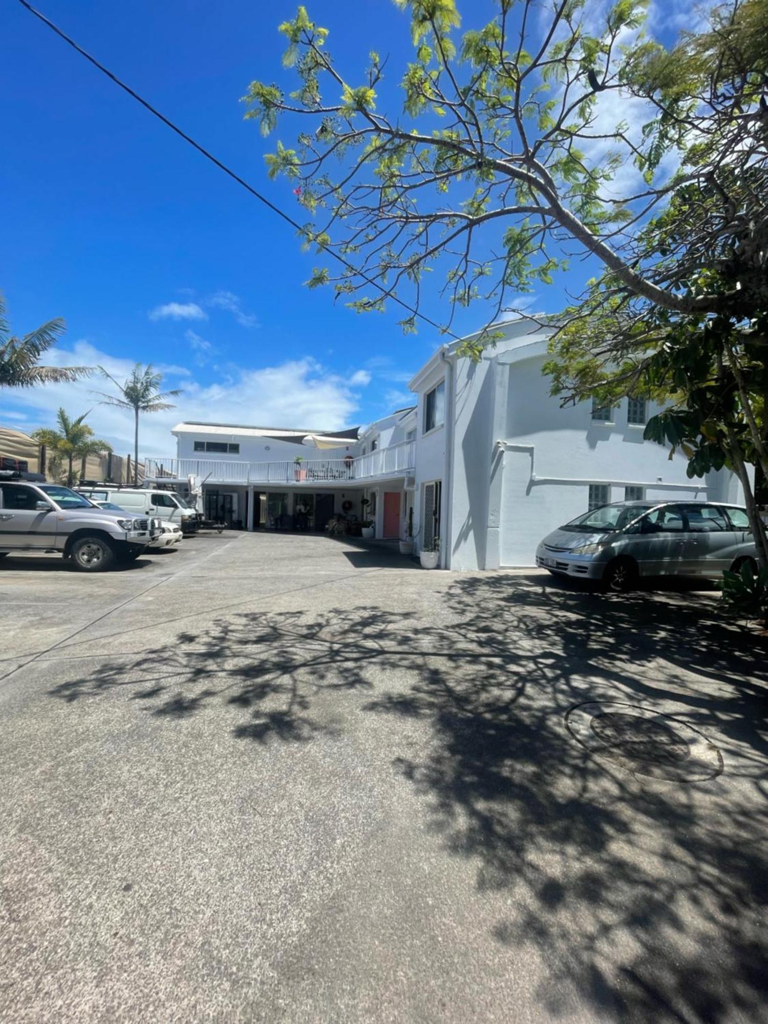 Cali Backpackers Hostel Caloundra Exterior photo