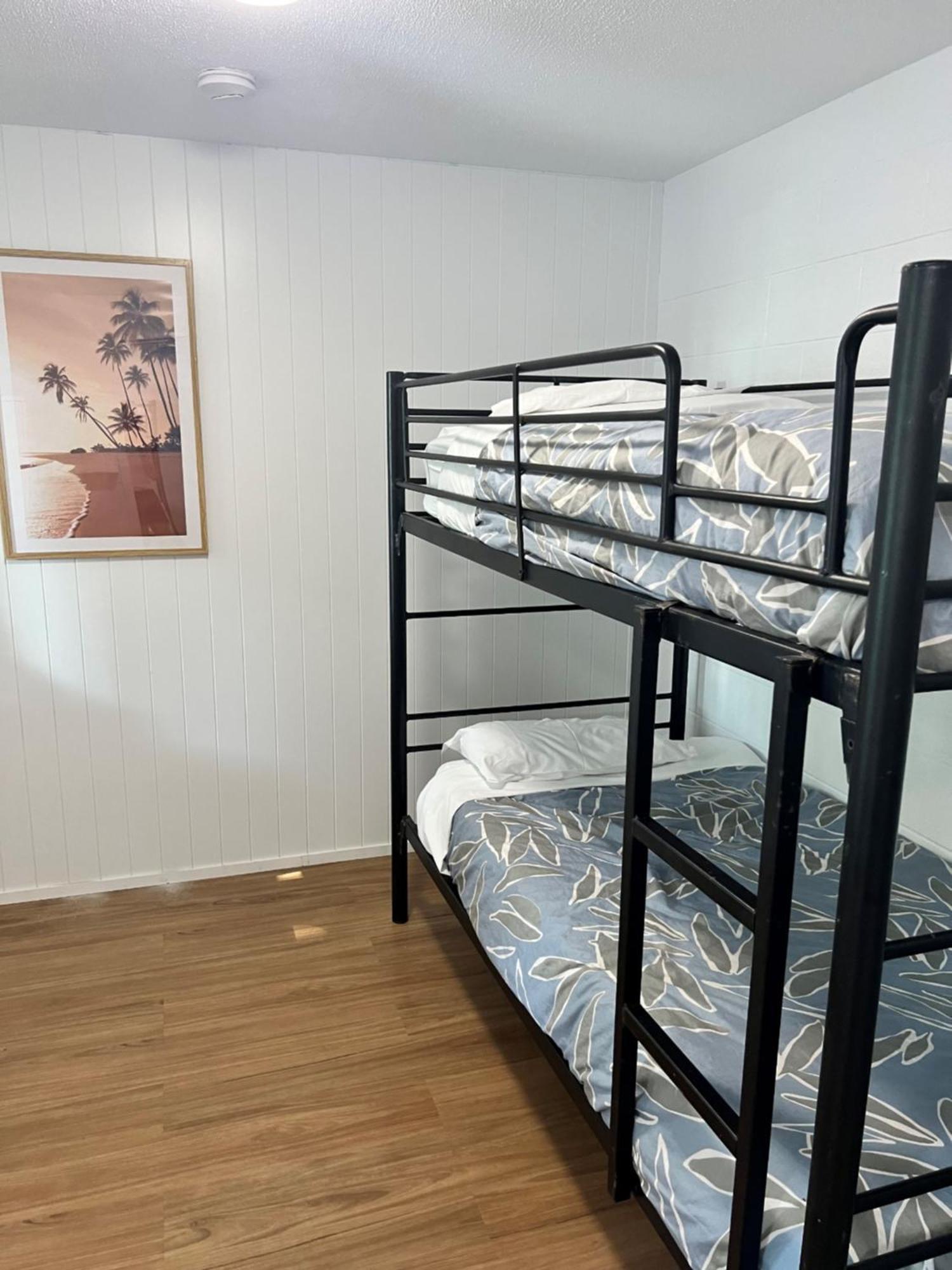 Cali Backpackers Hostel Caloundra Exterior photo